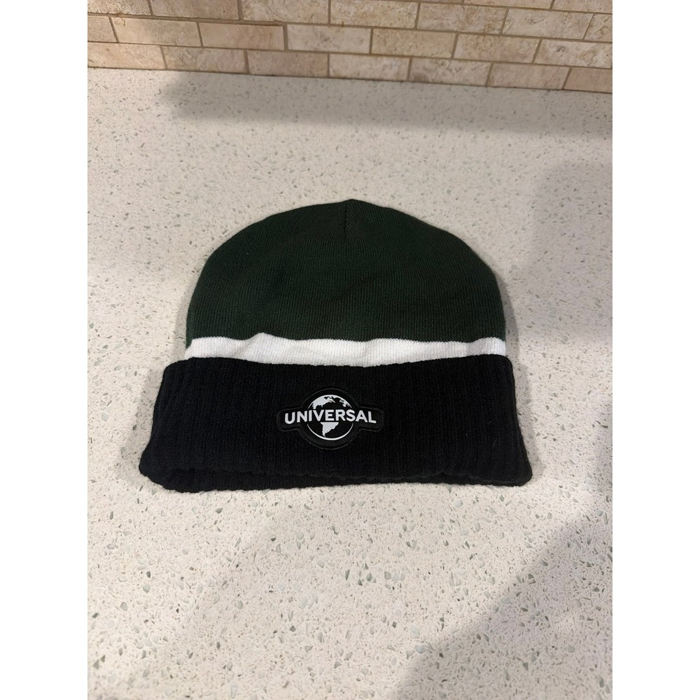 Universal Studios Logo Knit Beanie Hat grey Black White Theme Park Winter Cap